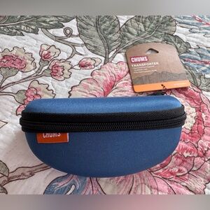 Chums Transporter Sunglasses Case NWT.